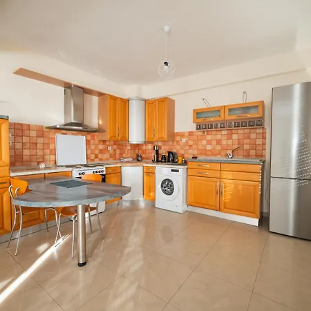 אלכסנדרופולי 3 Bedroom Apartment, 115M2 מראה חיצוני תמונה