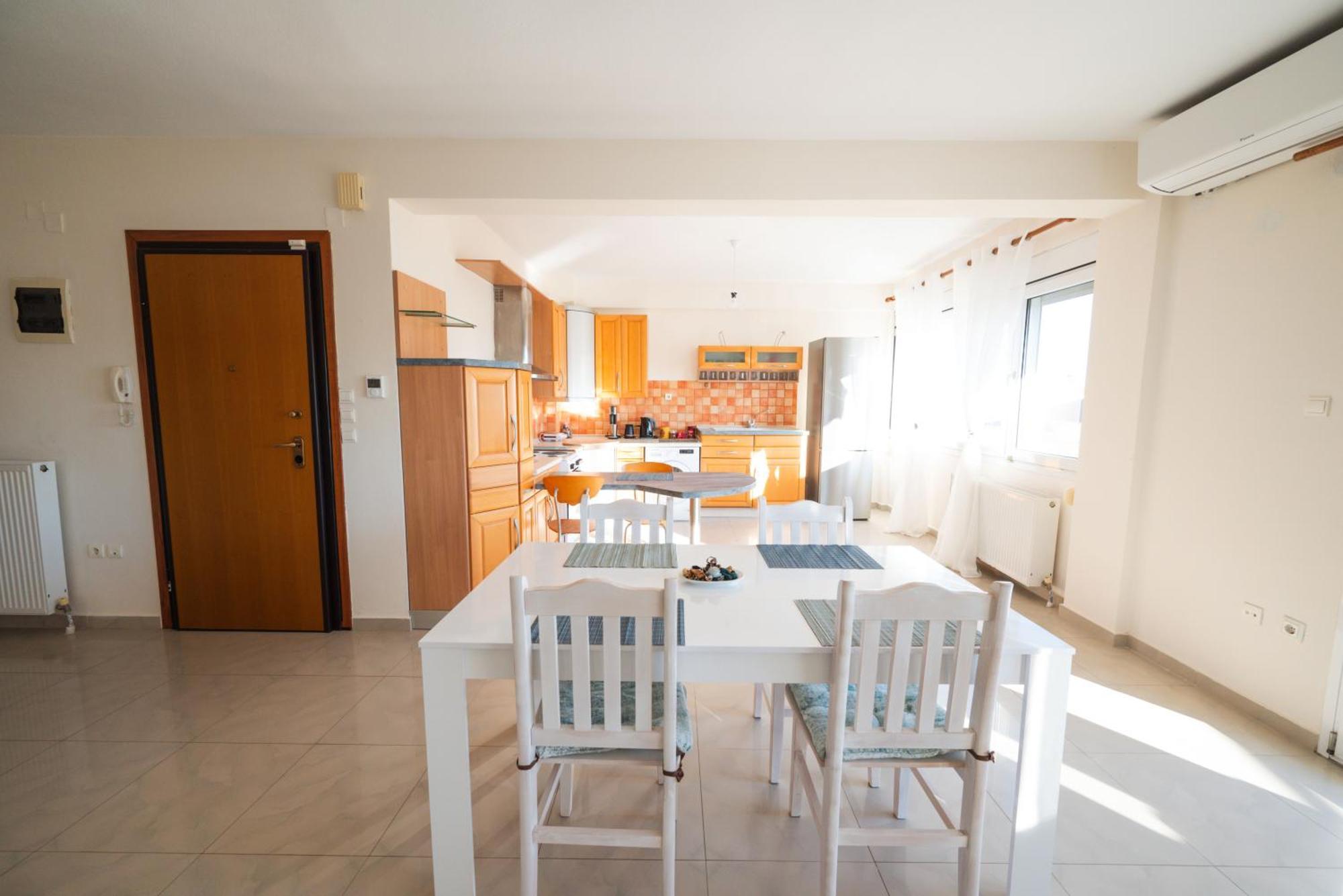 3 Bedroom Apartment, 115m2 * Alexandroupoli