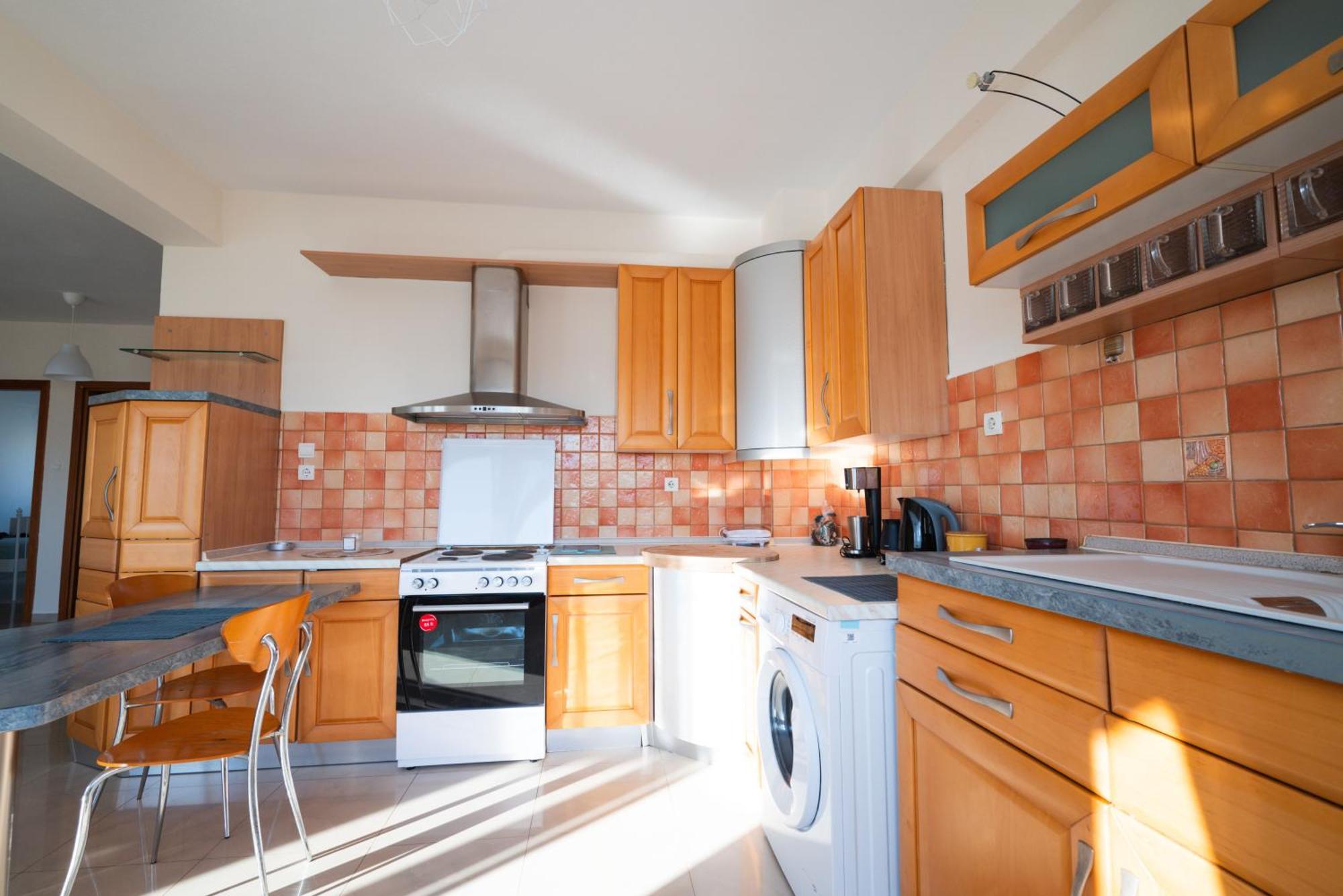 Apartment 3 Bedroom Apartment, 115m2